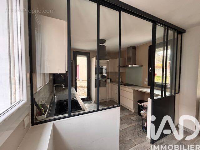Photo 1 - Maison à BONNELLES