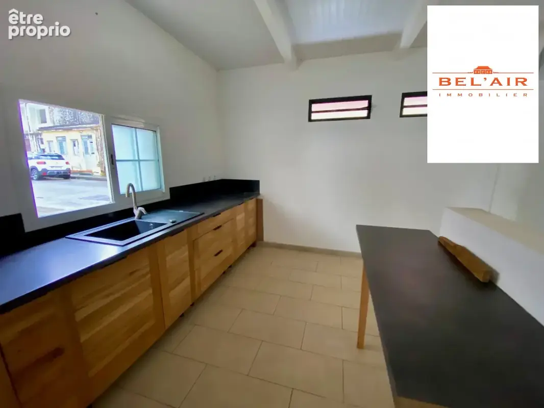 Maison 2 pièces 40 m² à vendre à Le Francois (97240) - photo 2