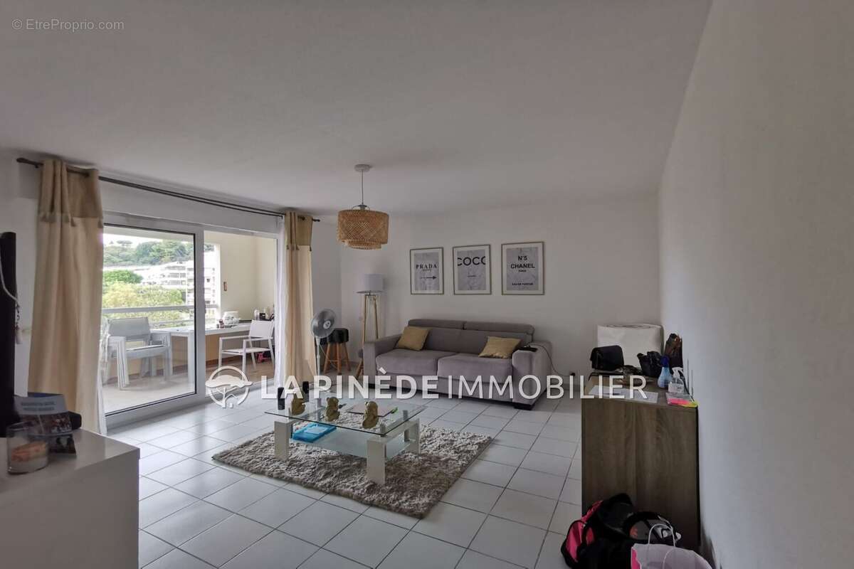 Appartement 49 m² à Saint-Laurent-Du-Var  - photo 4