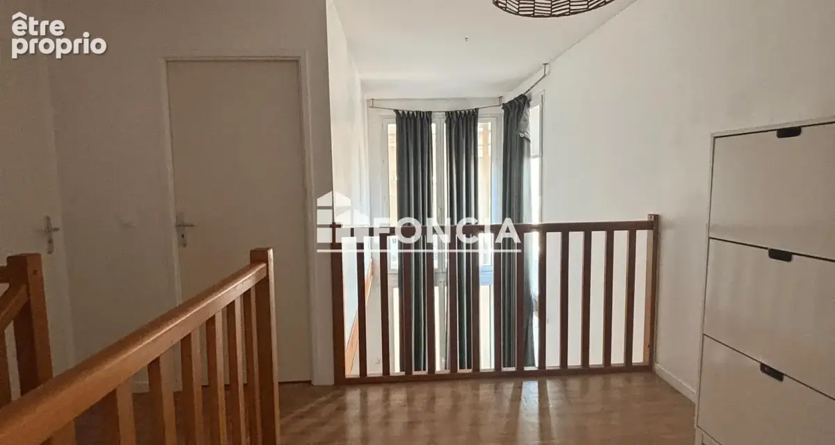 A vendre-beau duplex en excellent etat a juvisy-sur-orge a 5 min a pied de la gare (rer cet d) avec terrasse et parking - photo 6