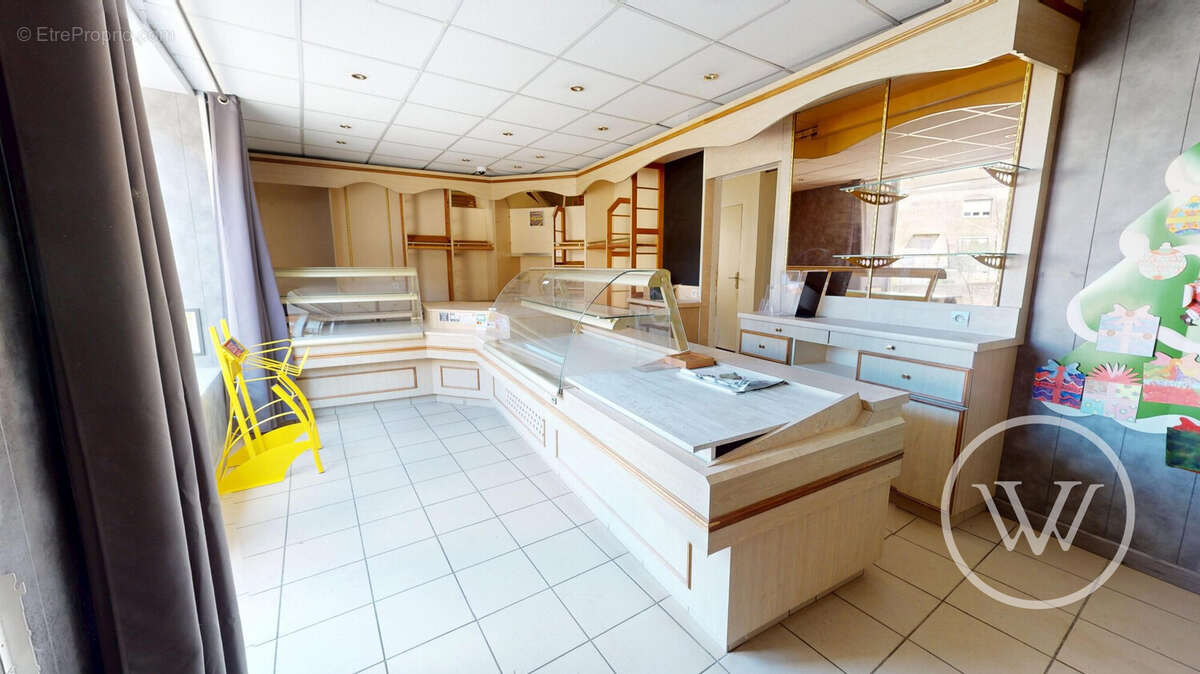 Commerce à POUILLEY-LES-VIGNES