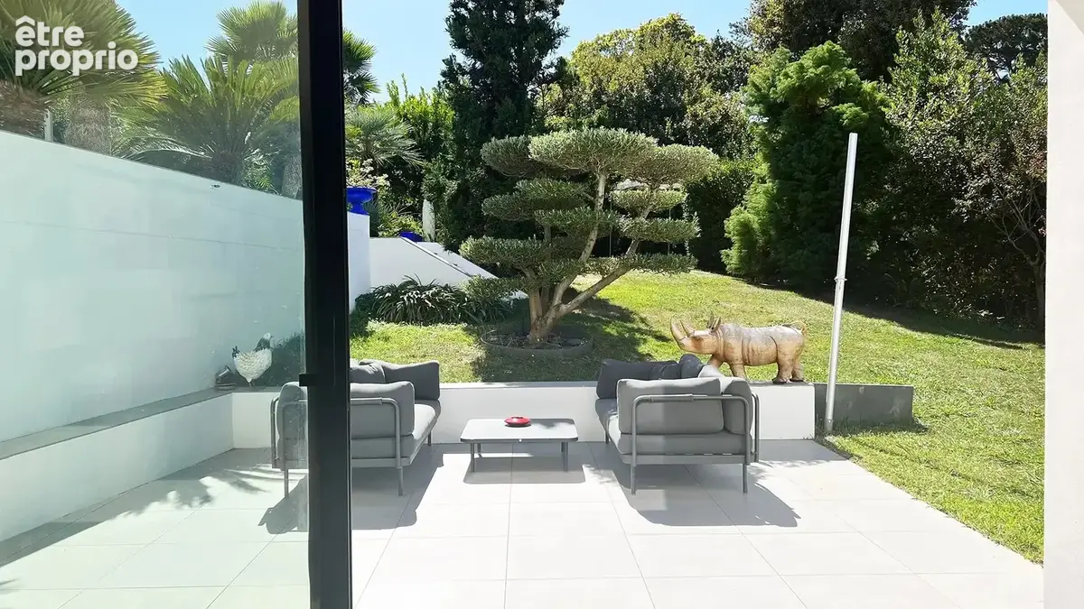 Maison contemporaine de 150 m² avec piscine à Biarritz - photo 5