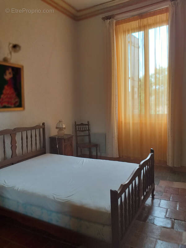 Maison à FONTCOUVERTE