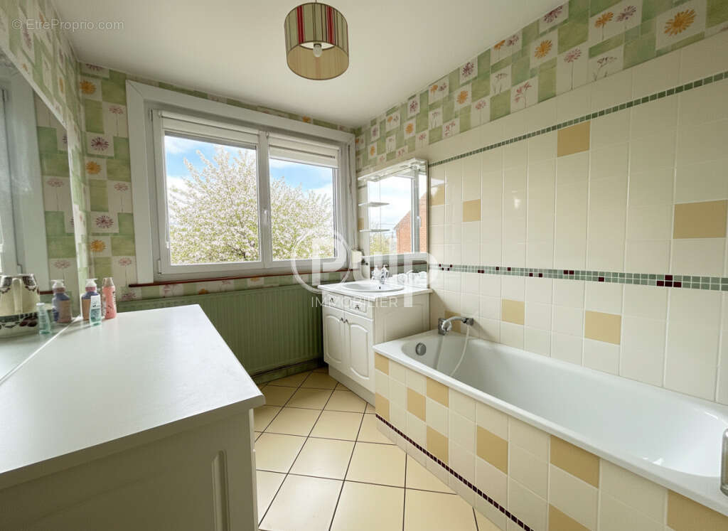 Maison à LA COUTURE