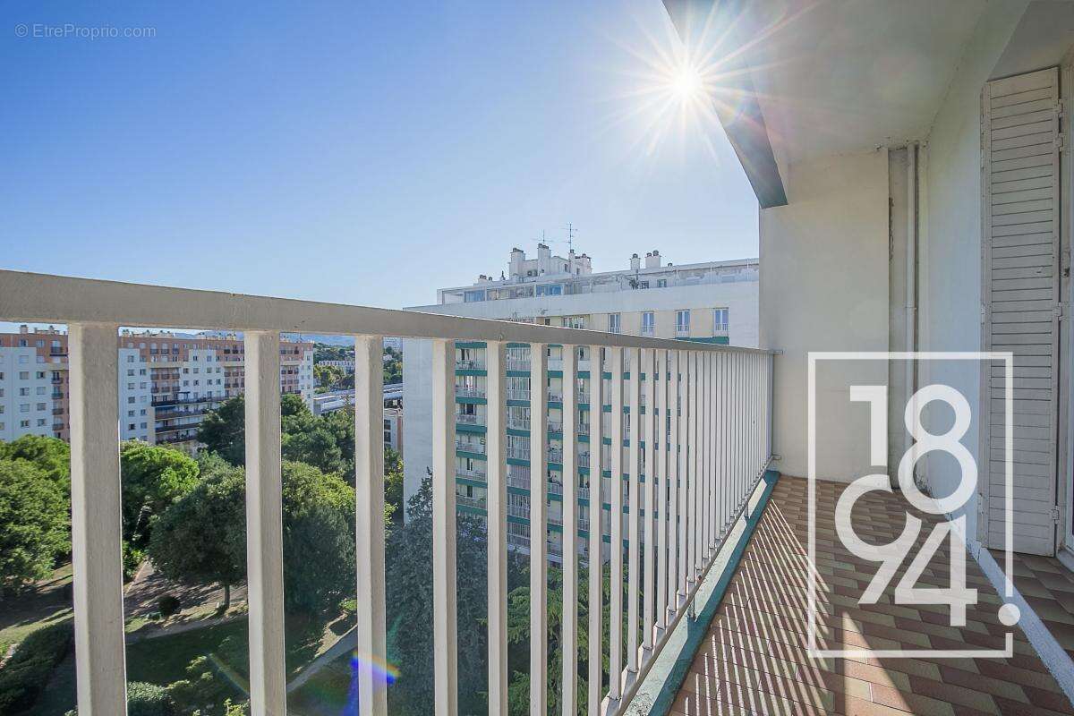 Appartement à MARSEILLE-13E