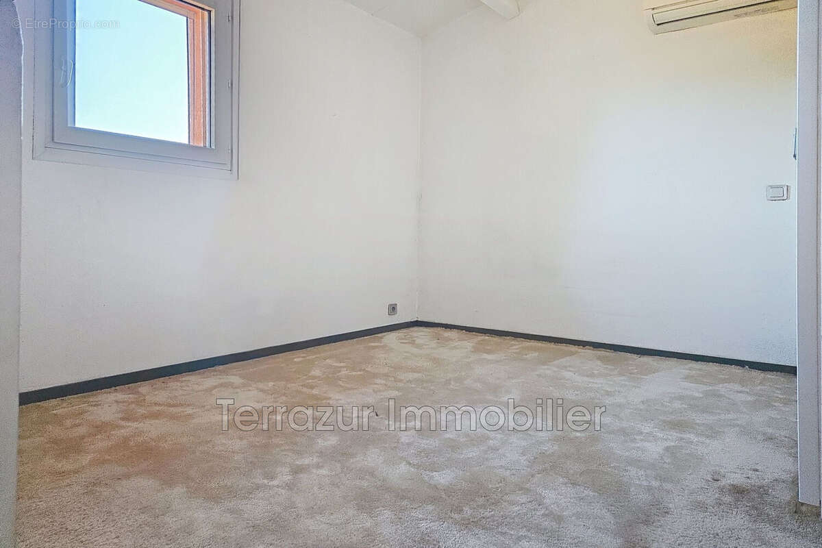 Maison 50 m² à Vallauris  - photo 5