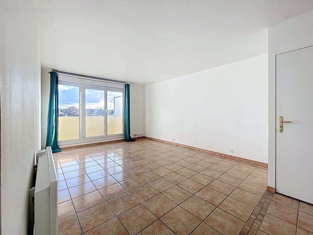 Appartement à VILLEMOMBLE