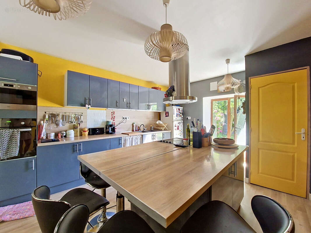 Maison 230 m² à Etrepagny  - photo 3