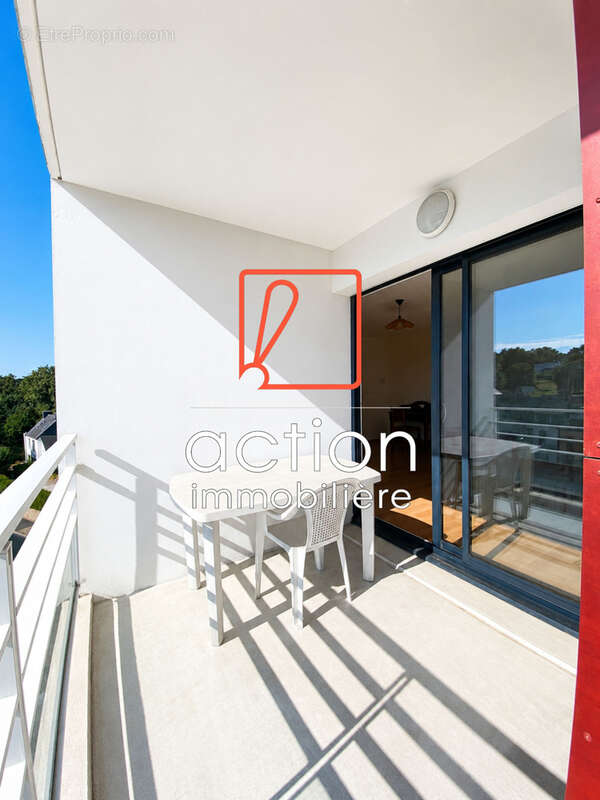 Lumineux appartement T2 de 55m2 avec balcon et parking - Centre-ville Lannion / Rive gauche - photo 8