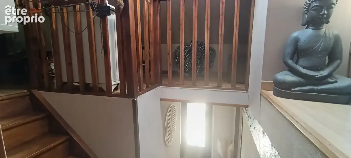 Virginie Masson – Capifrance vous propose cette maison en pierre de 92 m² pleine de charme, située à Seignelay, proche des comme - photo 20