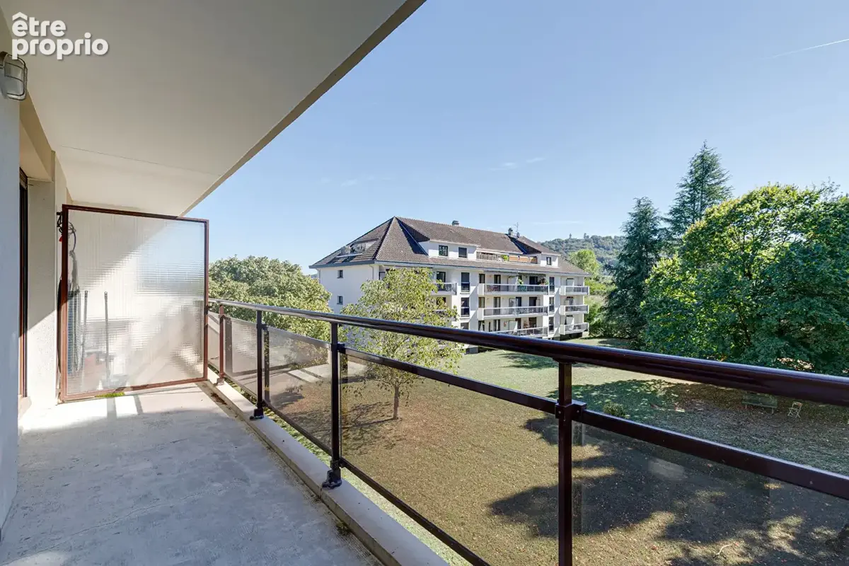Appartement à DOUVAINE
