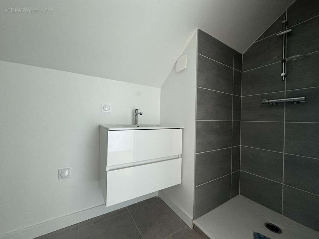 Appartement Gilly Sur Isere 4 pièce(s) 125 m2 - photo 6