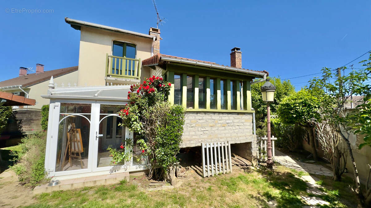 Maison à ATHIS-MONS