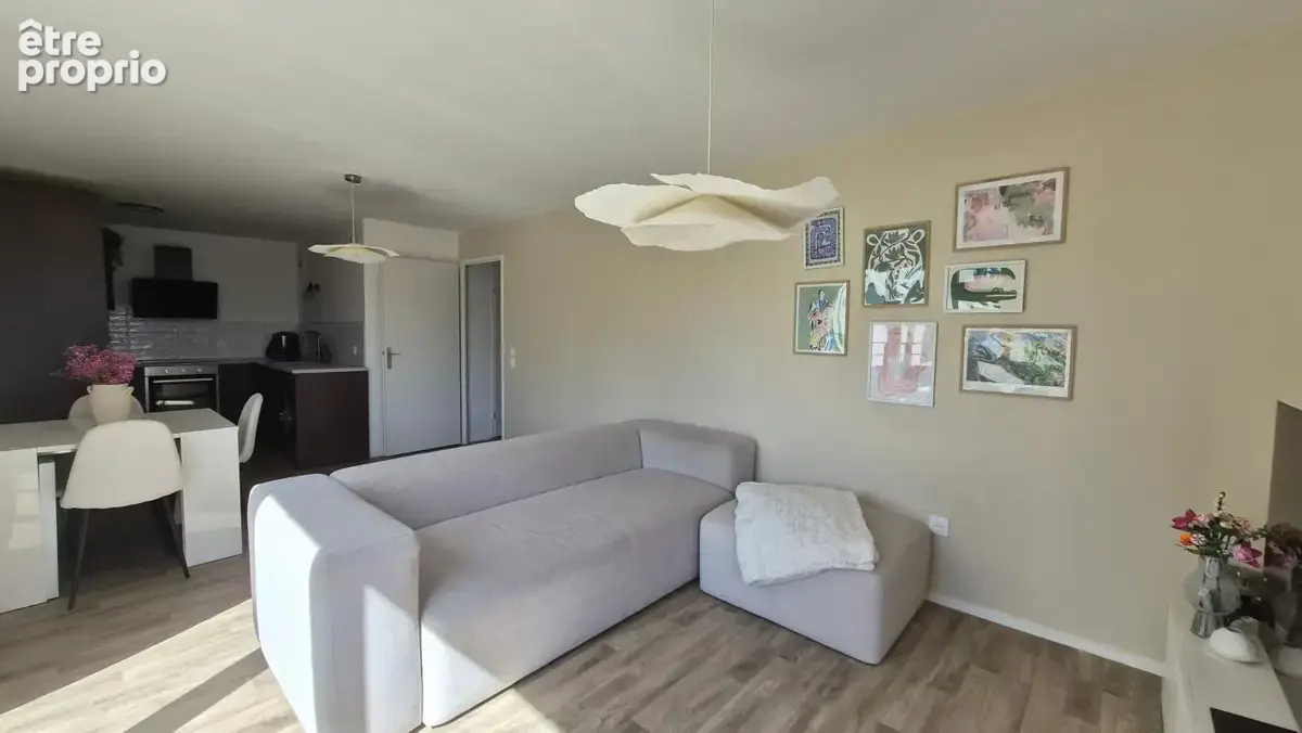 ARPAJON, T3 - 64.85 m² - Très bon état - Balcon - parking - photo 3