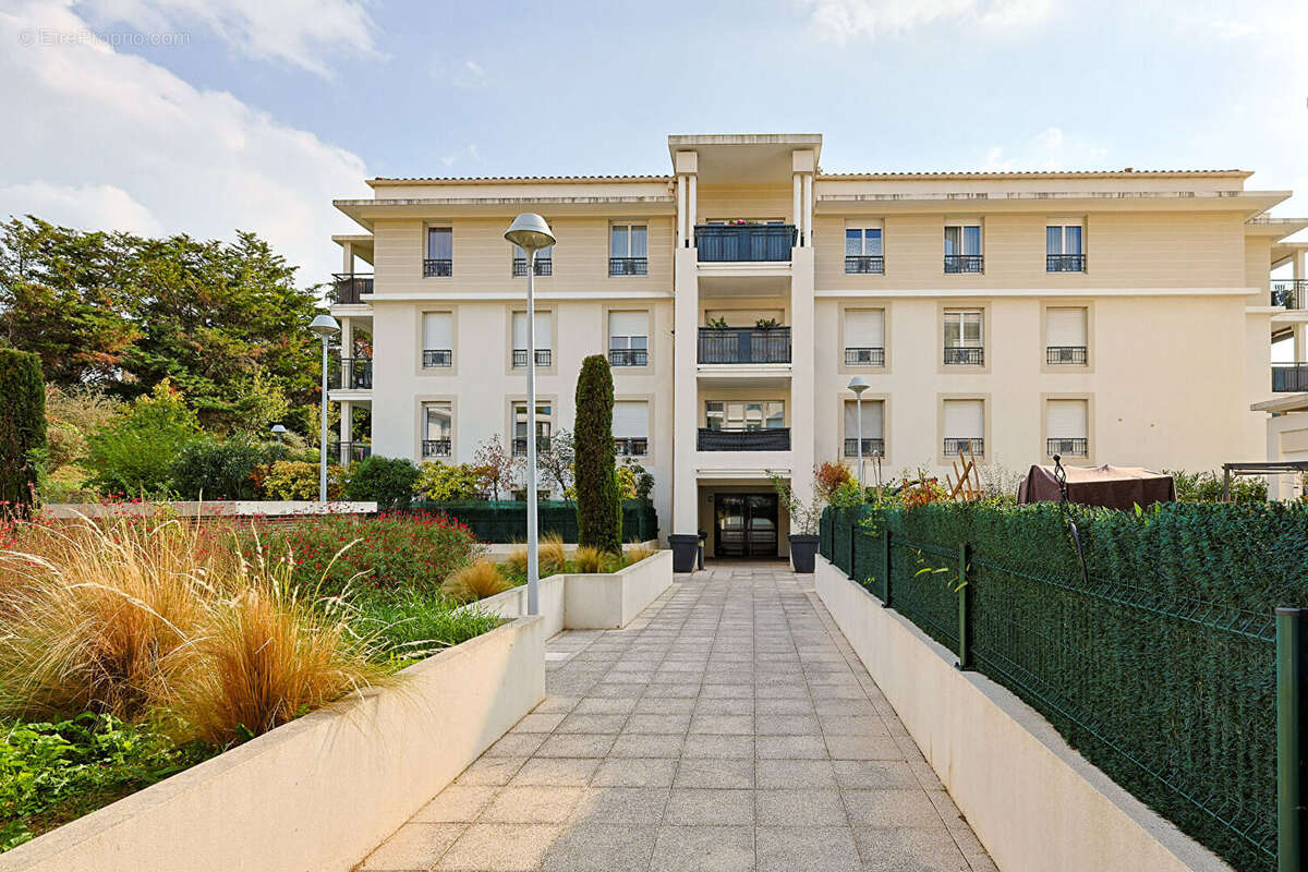 Appartement à MARSEILLE-13E