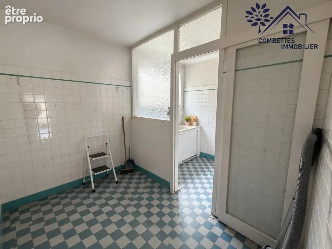 Maison familiale F5 non mitoyenne  Montpellier Chamberte - photo 8