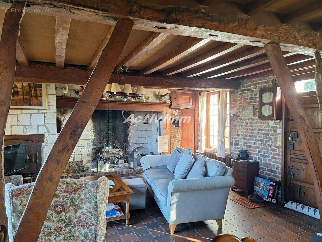 4292 5 - Maison à HESDIN