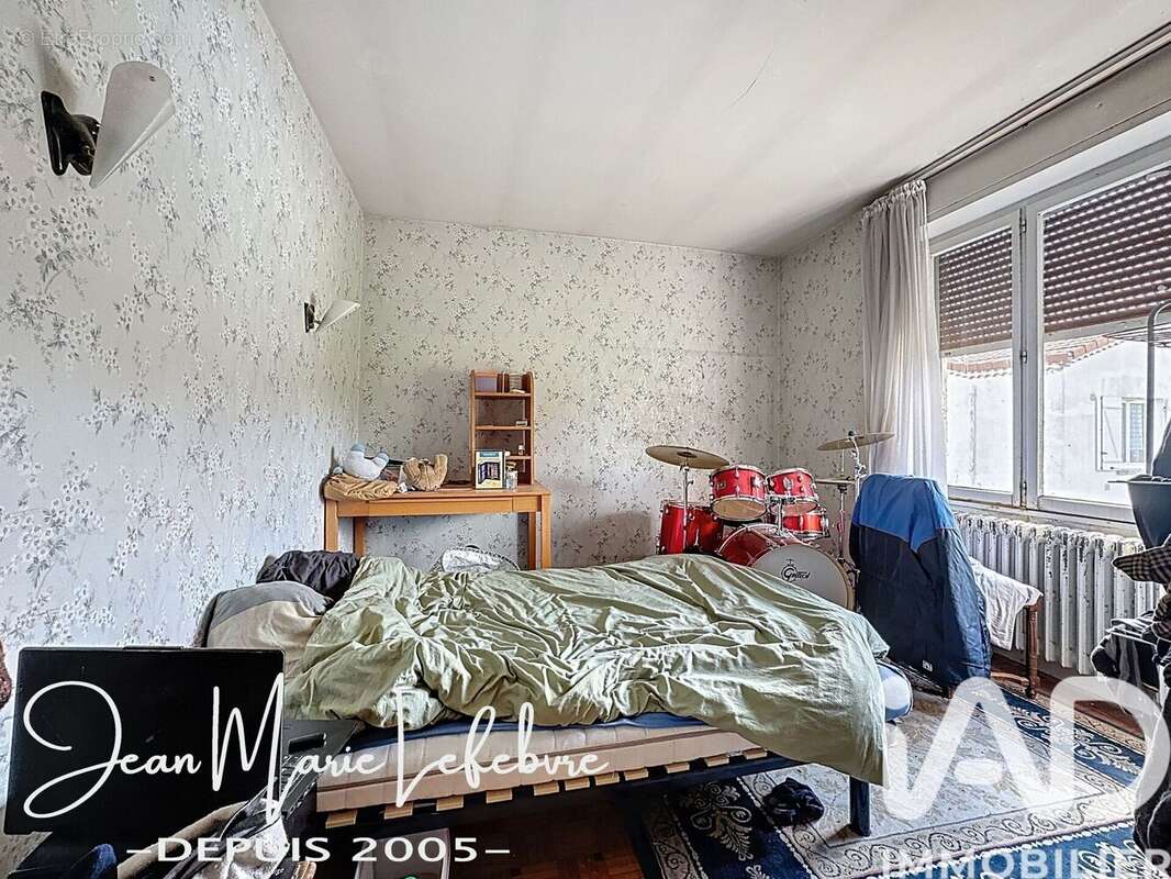 Photo 5 - Maison à CHUZELLES