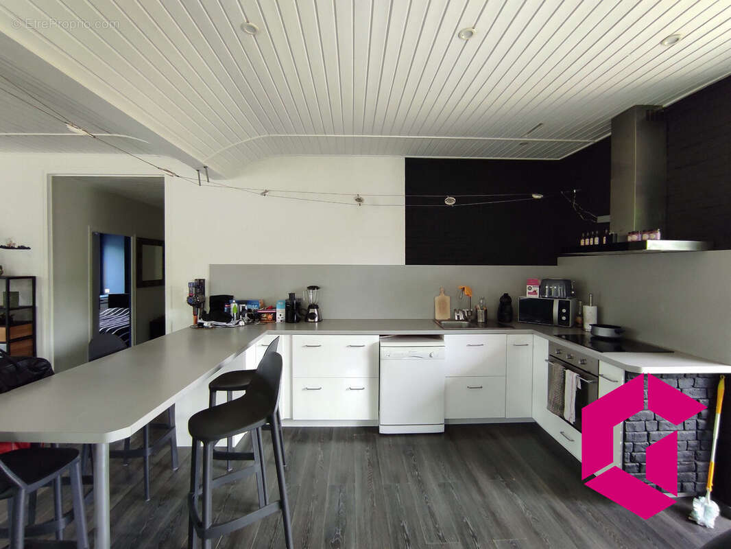 Appartement à RETOURNAC