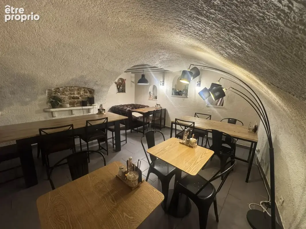 Rare dans le Vieil Antibes: restaurant avec extraction, rue Sade - photo 4