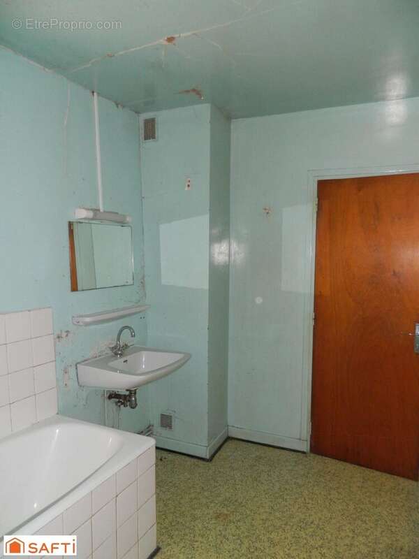 Photo 6 - Appartement à VERNOUX-EN-VIVARAIS