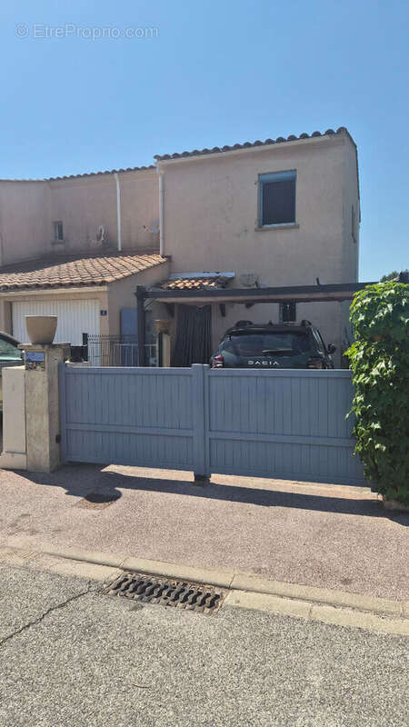 Maison à POURCIEUX