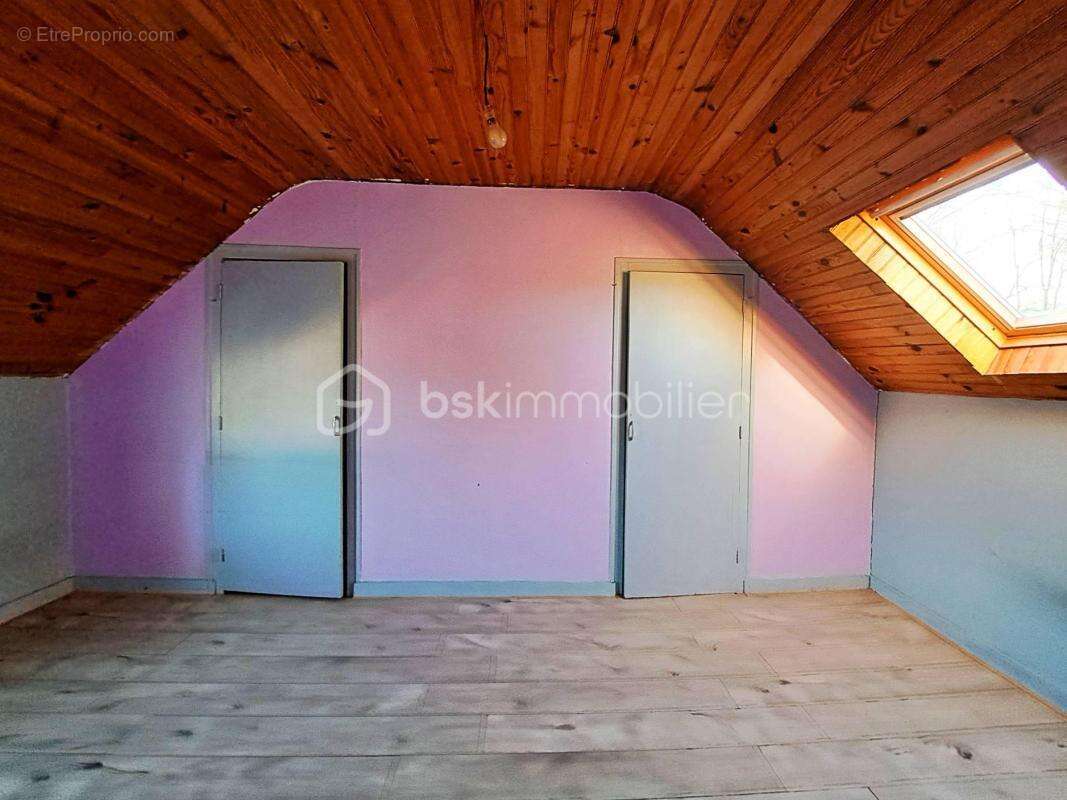 Maison à BRENNILIS