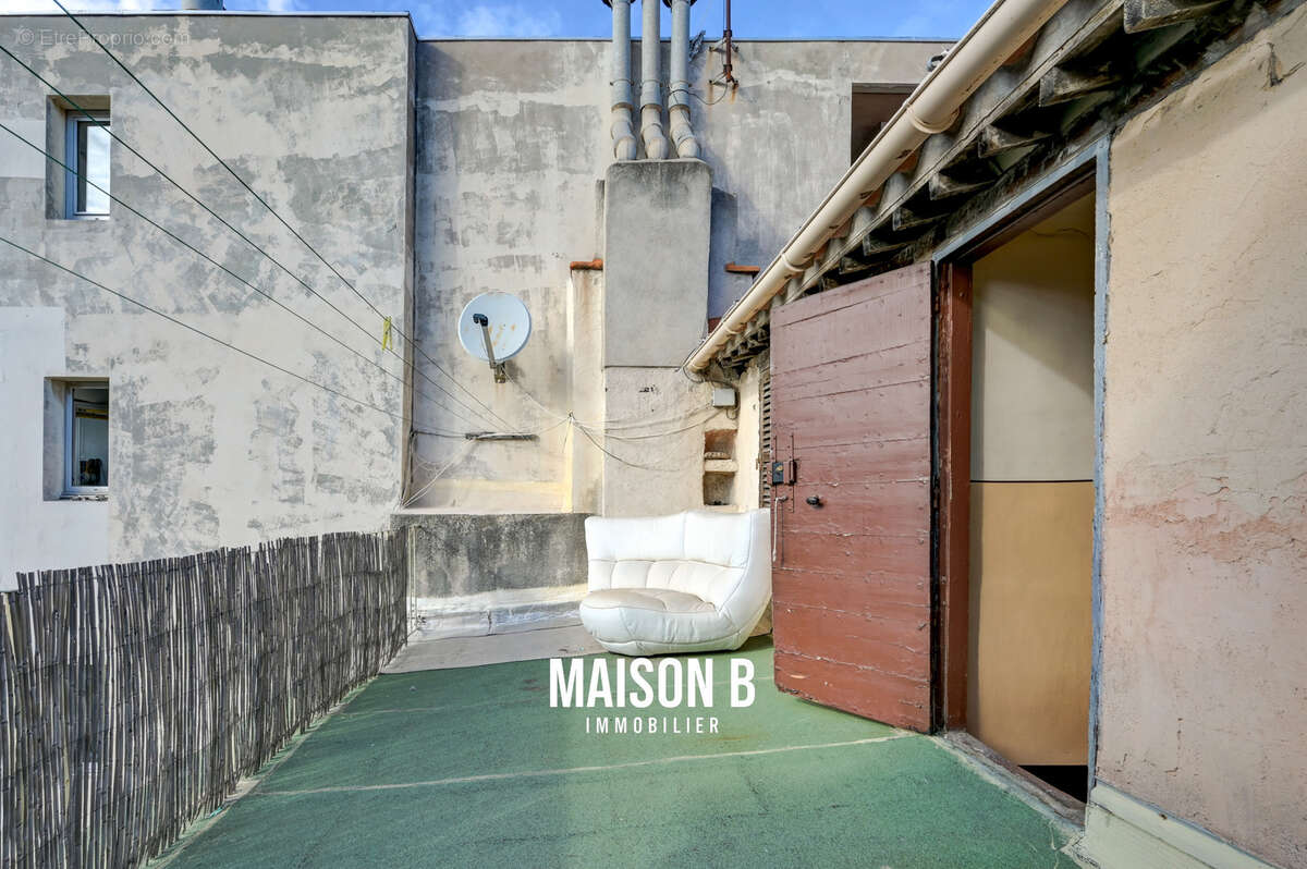 Appartement à MARSEILLE-6E