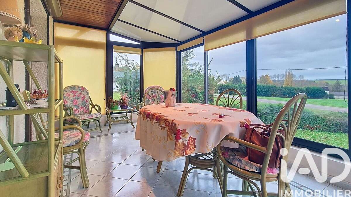 Photo 2 - Maison à TANLAY