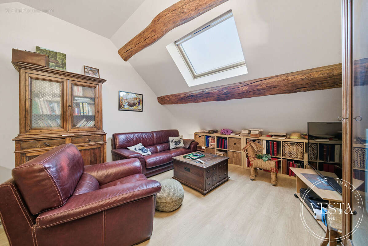 Maison à NUITS-SAINT-GEORGES