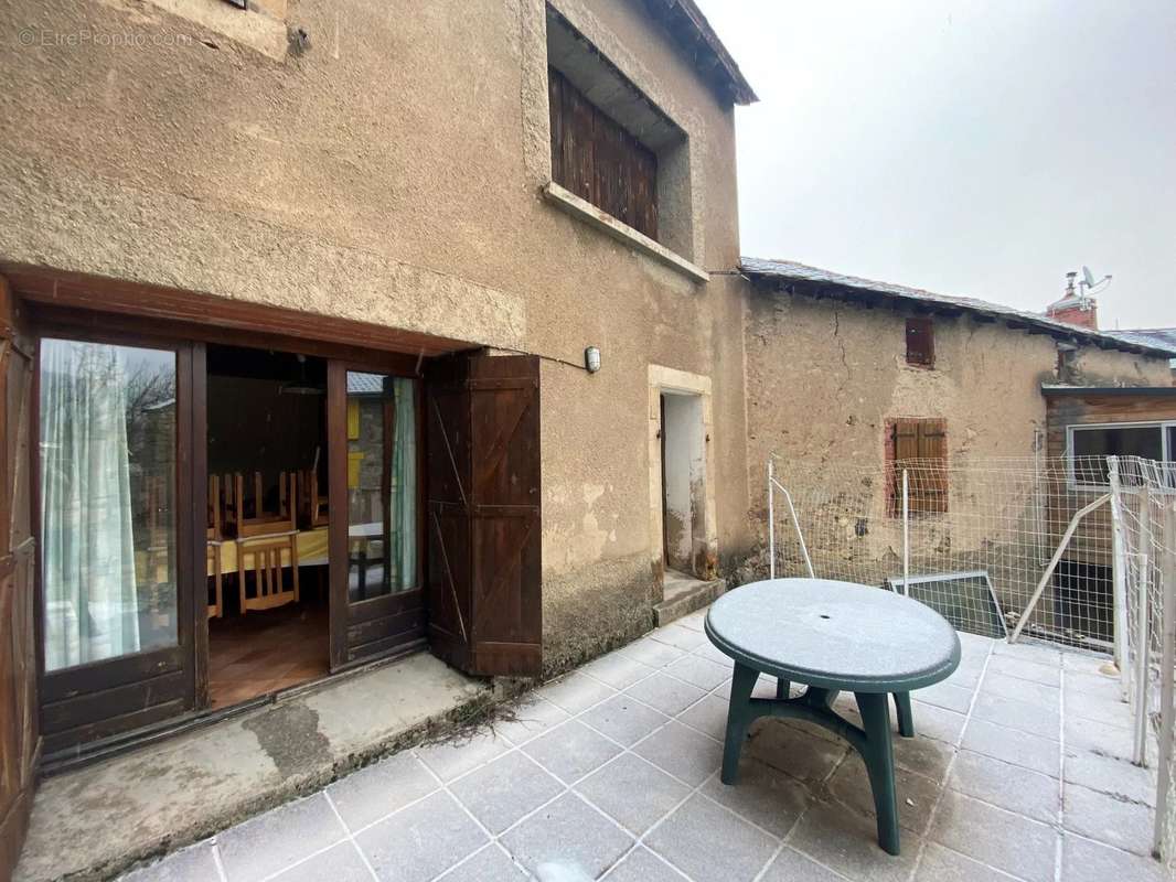 Maison à SAINT-PIERRE-DELS-FORCATS