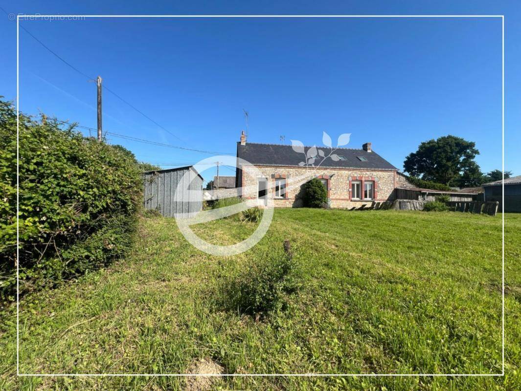 Maison à SAINT-VINCENT-DES-LANDES