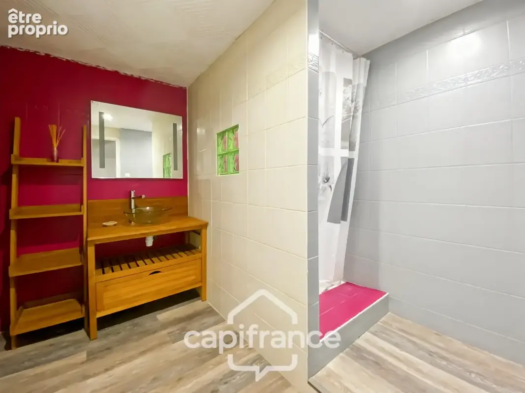  Une maison familiale pleine de caractère dans un village très recherché -6 P- 163 m² environ - jardin - - photo 6