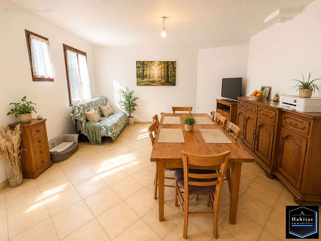 Appartement à MONTGE-EN-GOELE