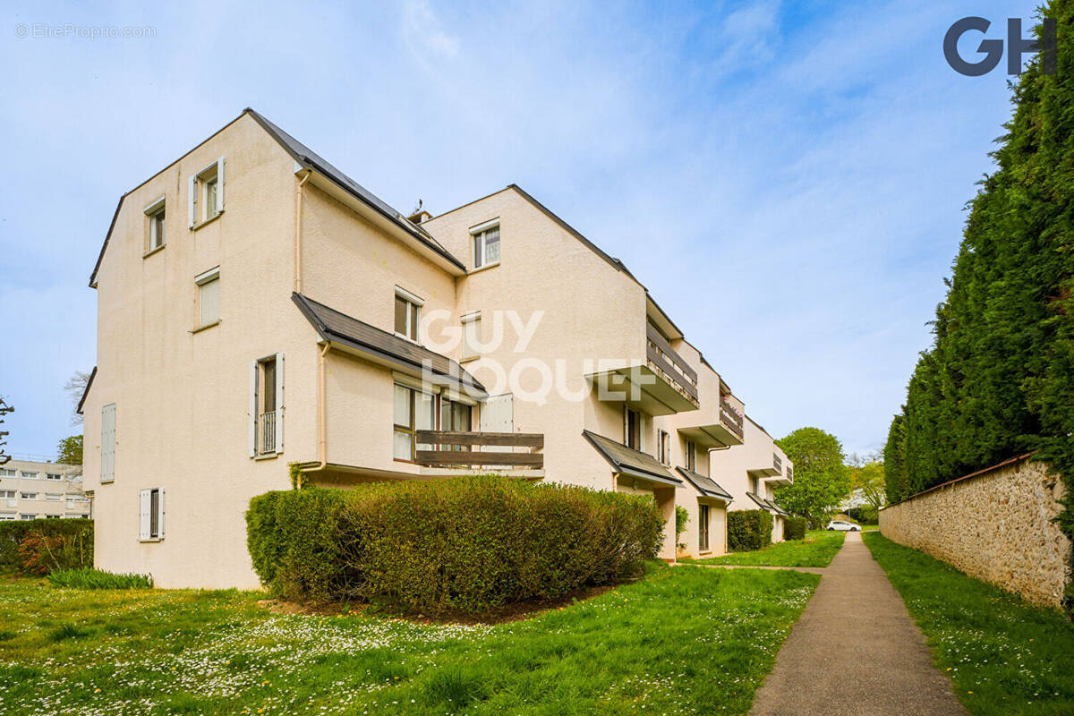 Appartement à SOISY-SUR-SEINE