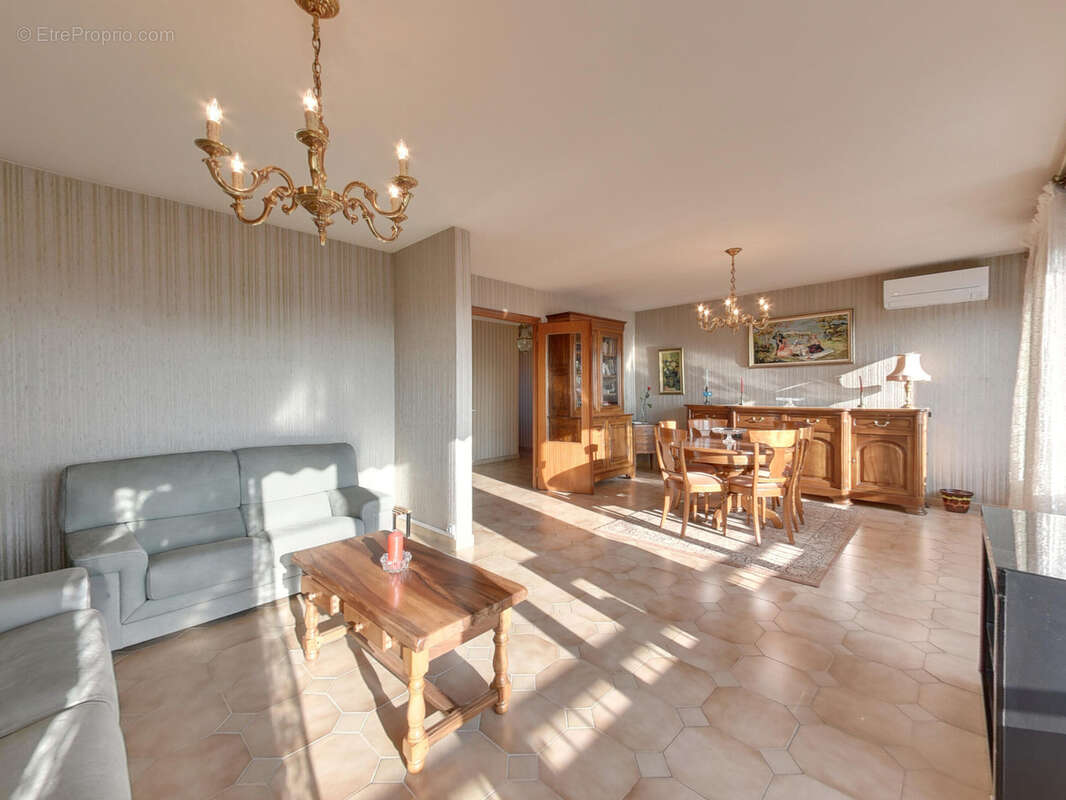 Appartement à ECHIROLLES