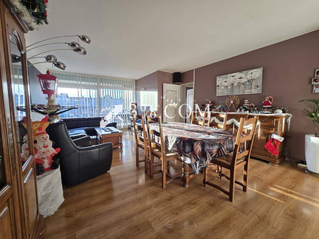 Appartement à CROIX