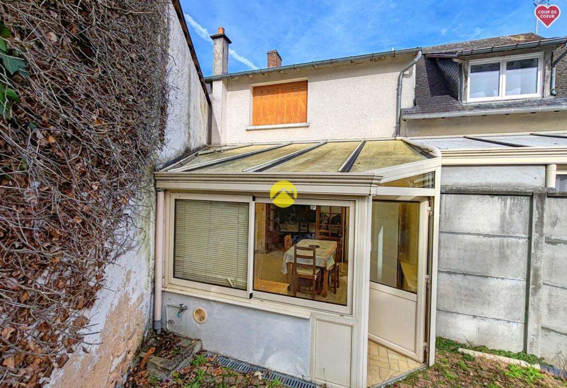 Maison à AUBIGNY-SUR-NERE