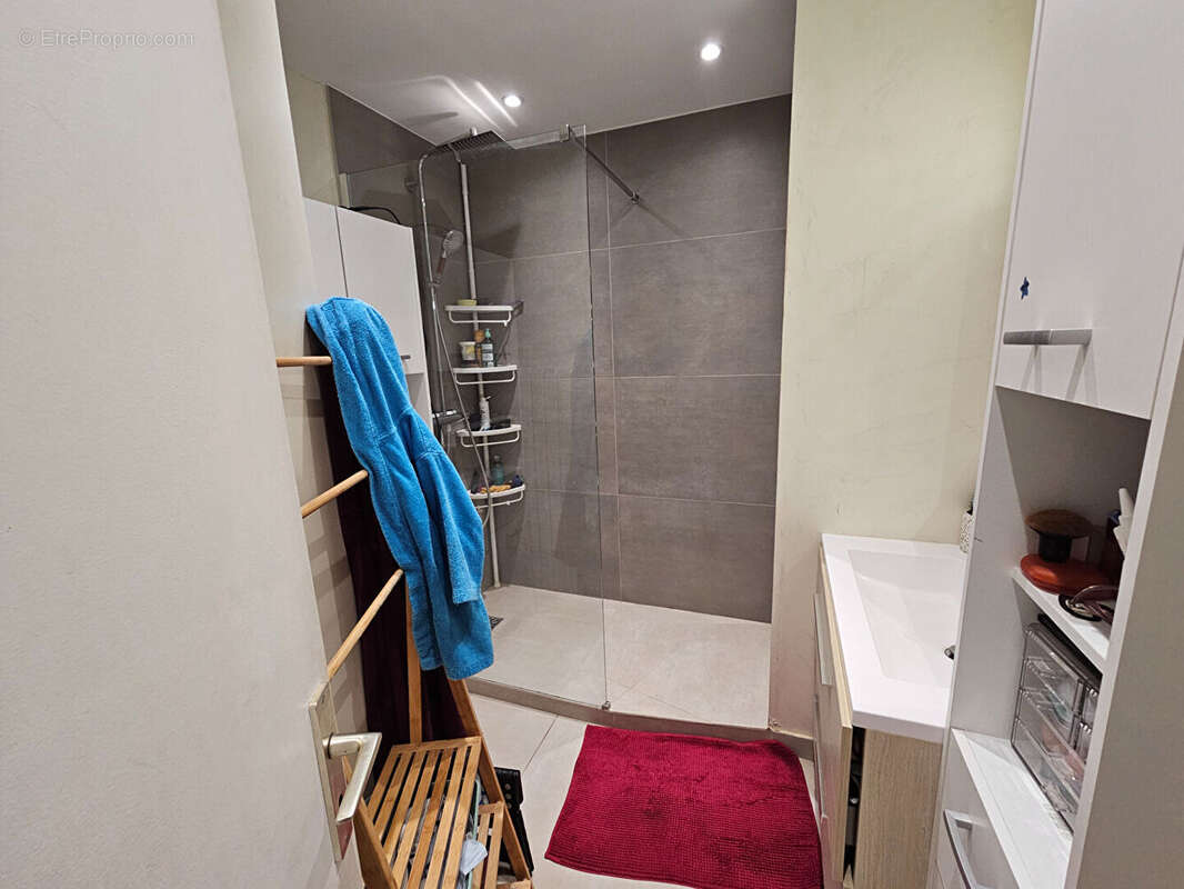 Appartement à MANDELIEU-LA-NAPOULE