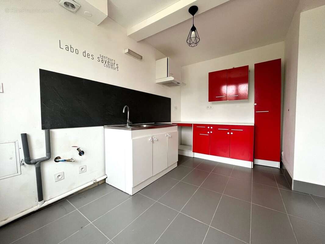 appartement : 1er étage - Appartement à BEAUGENCY