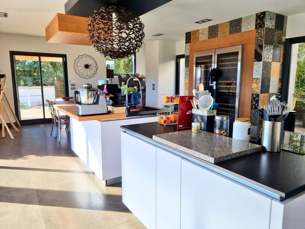 Maison à FORCALQUIER