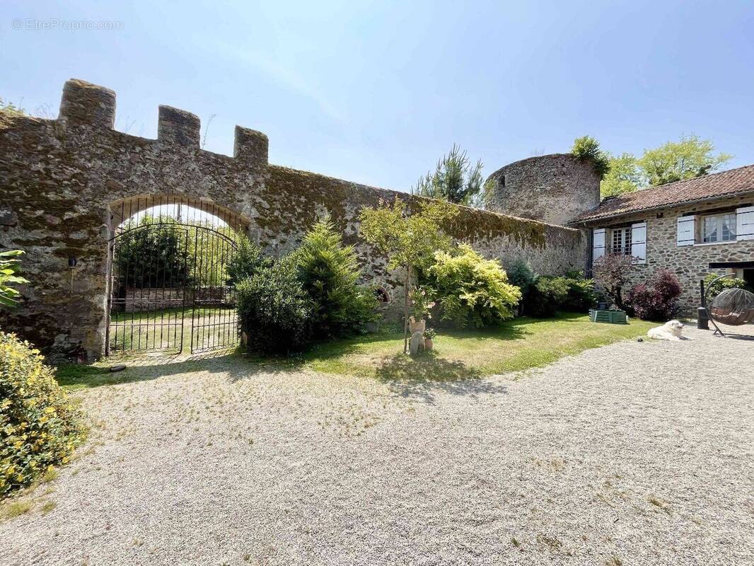 Maison à ANSAC-SUR-VIENNE