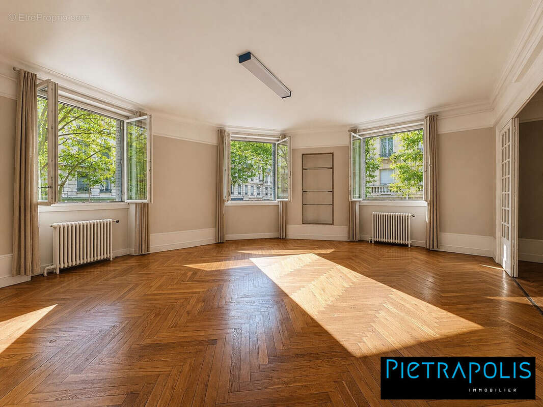Appartement à LYON-6E