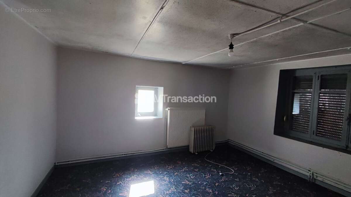 Maison 300 m² à Faverney  - photo 48