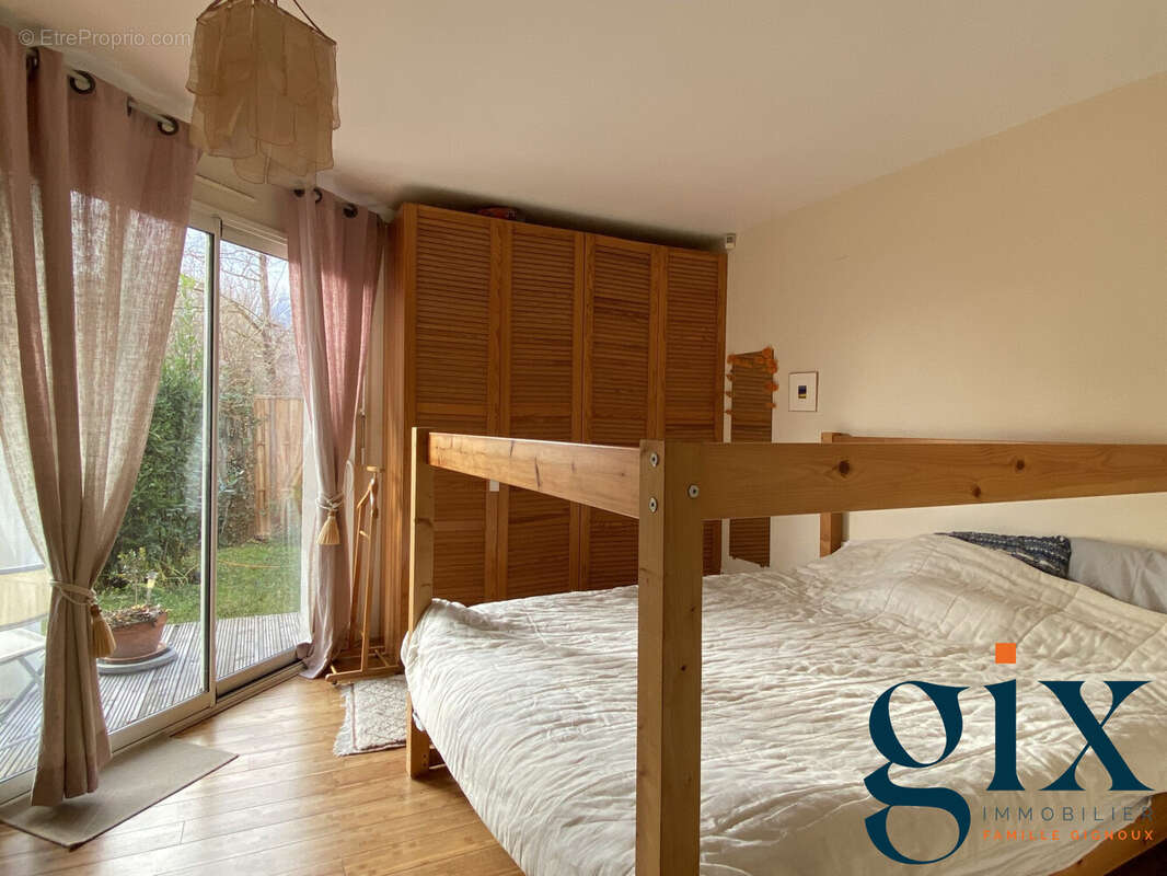 Maison à SAINT-ISMIER