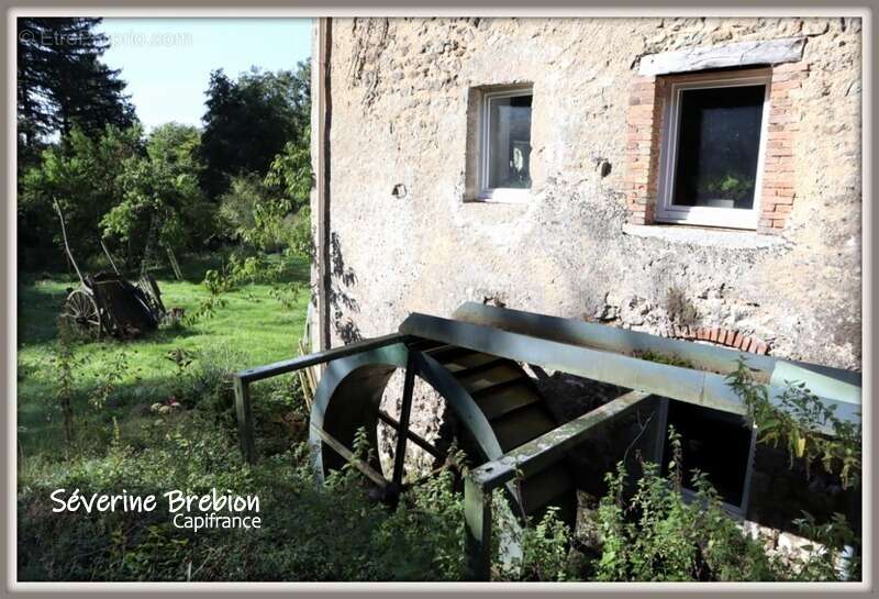  Maison rénovée en pierre de 166 m², 4 chambres, vaste séjour, dépendance, assainissement OK, avec ancien moulin et terrain de 1 - photo 39