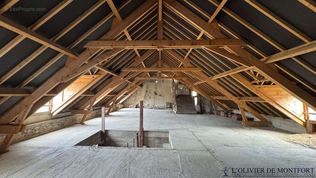 Appartement à HOUDAN