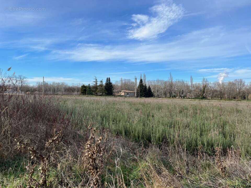 Terrain à PUYGIRON