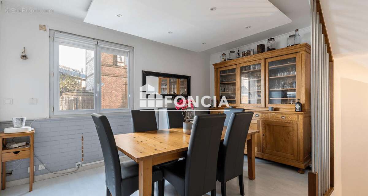 Maison à SOTTEVILLE-LES-ROUEN