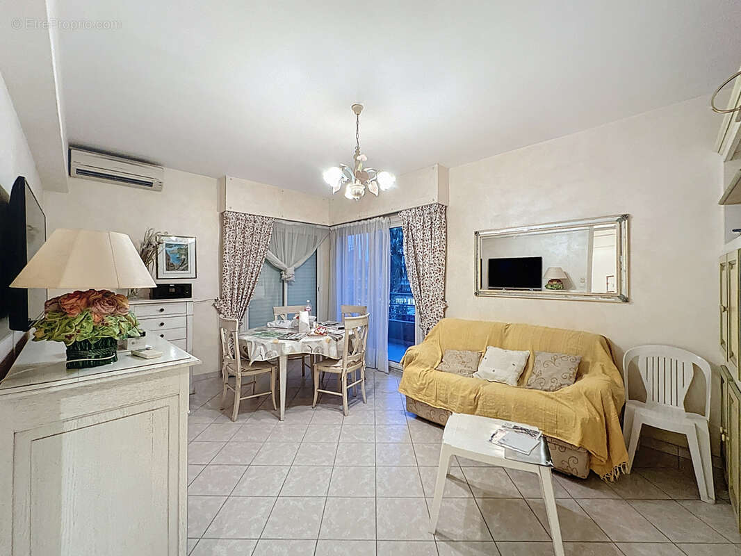 Appartement à CAVALAIRE-SUR-MER